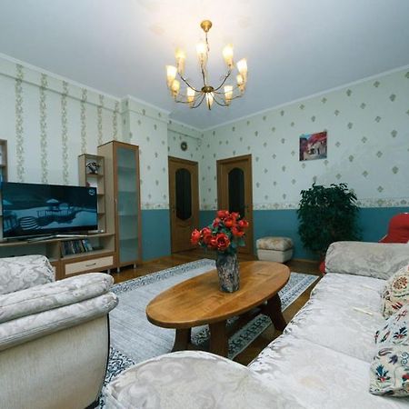 Three-Room Apartments At The Polytechnic Institute Kiev Exterior foto